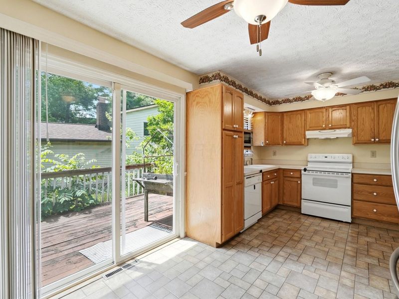 4667 Wendler Boulevard, Columbus, OH 43230 Photo 21