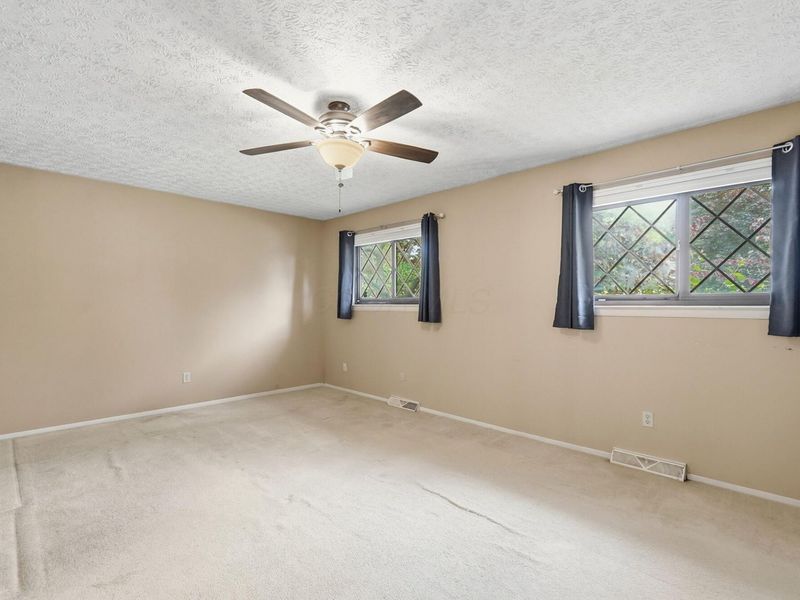 4667 Wendler Boulevard, Columbus, OH 43230 Photo 22