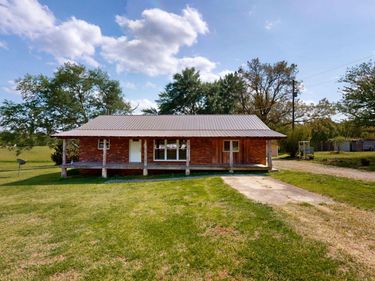 1875 Buffalo Road, New Concord, KY 42076