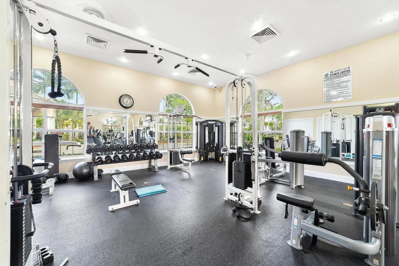 8601 Mangrove Cay, West Palm Beach, FL 33411 Photo