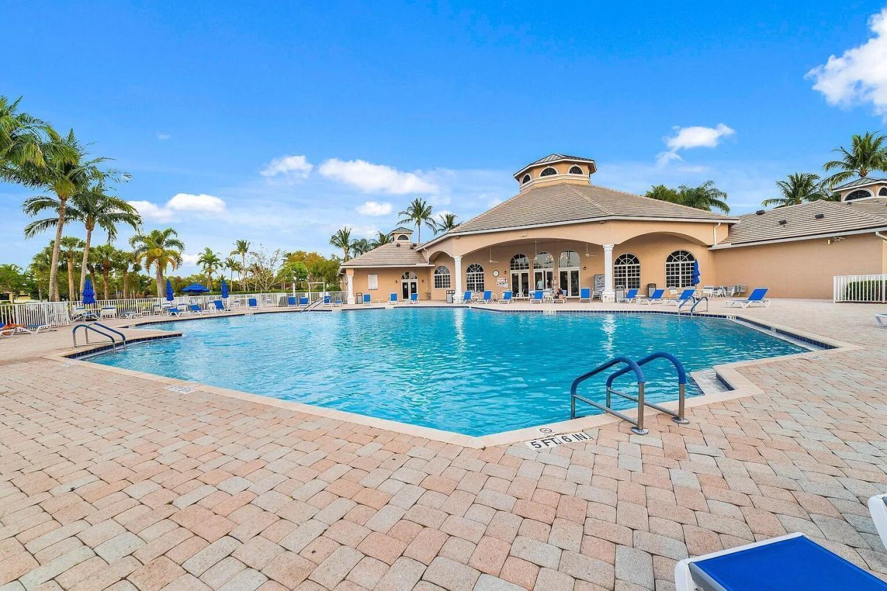 8601 Mangrove Cay, West Palm Beach, FL 33411 Photo