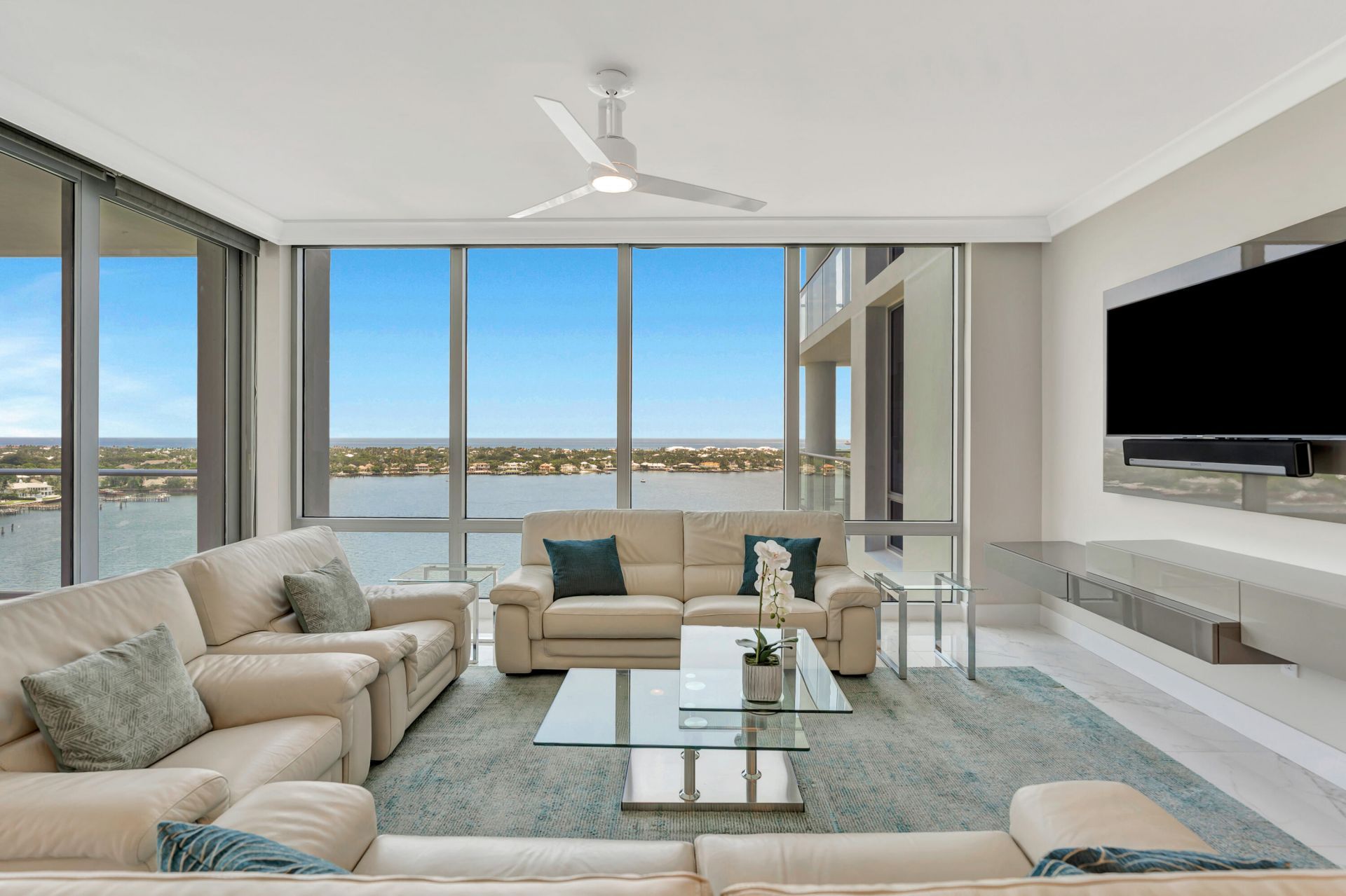 1 Water Club Way, Unit 1701, North Palm Beach, FL 33408 Photo