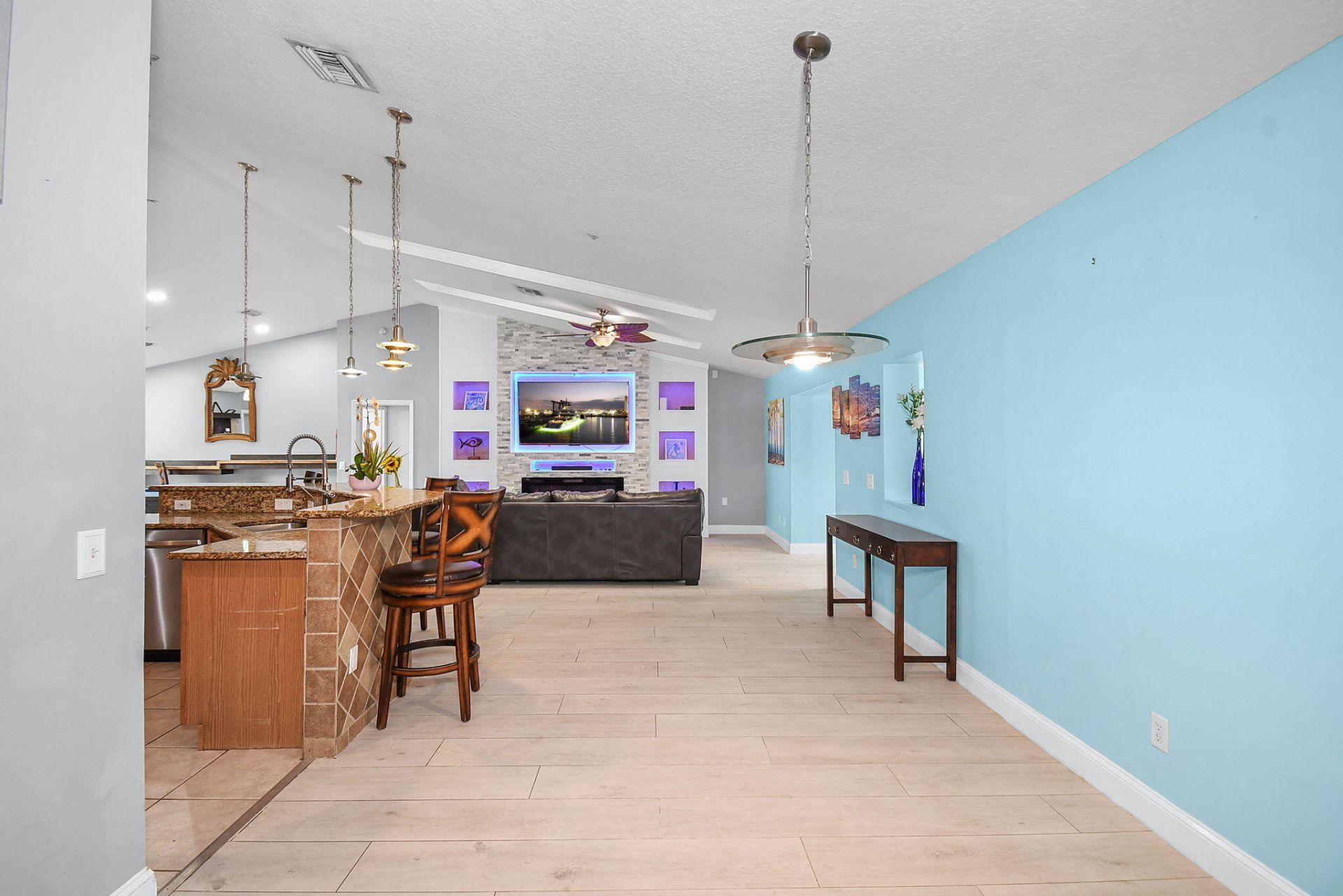 246 SE Ashley Oaks Way, Stuart, FL 34997 Photo