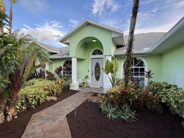 246 SE Ashley Oaks Way, Stuart, FL 34997 Photo