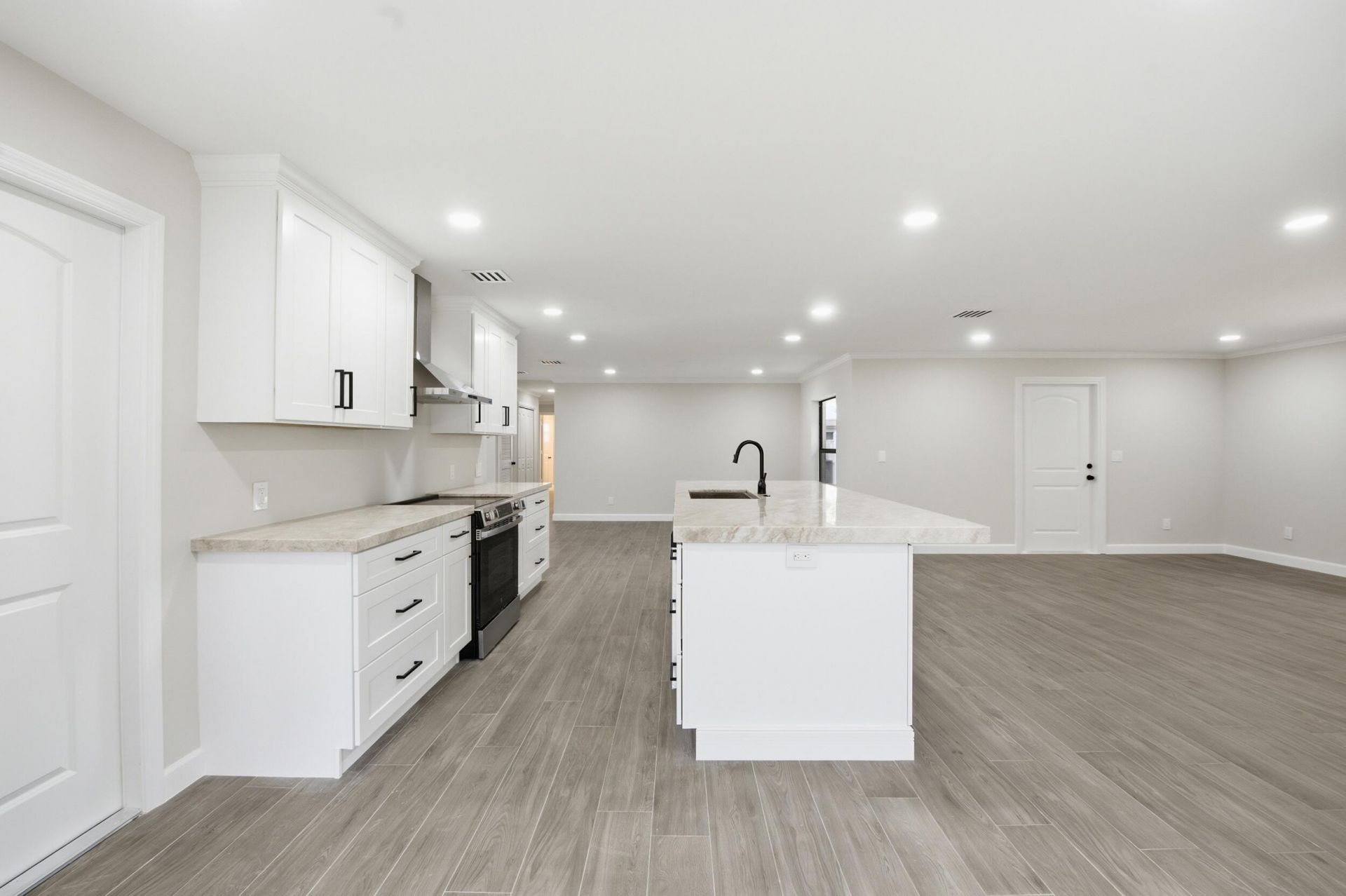 1124 Club Drive, Fort Pierce, FL 34982 Photo