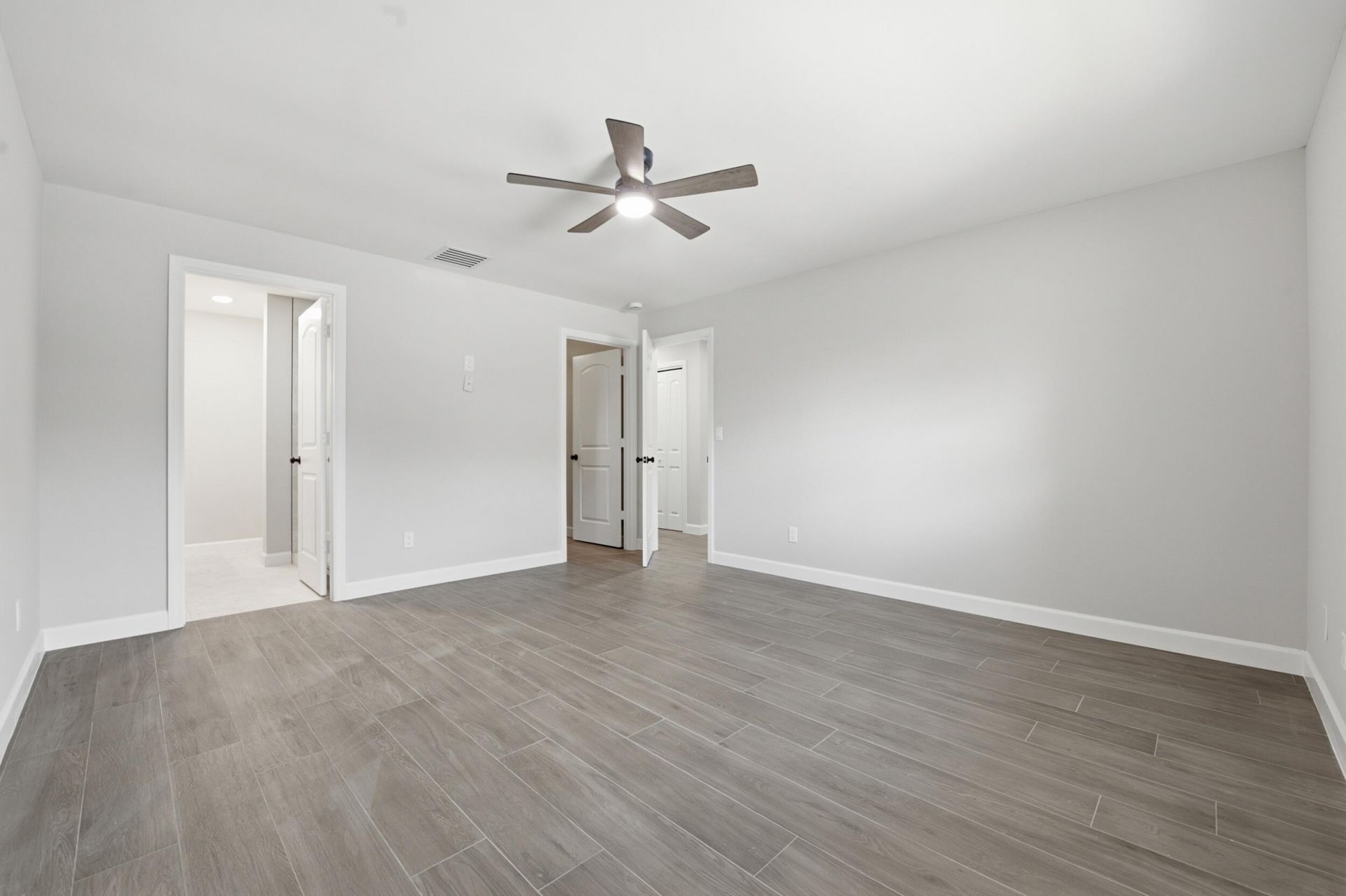 1124 Club Drive, Fort Pierce, FL 34982 Photo