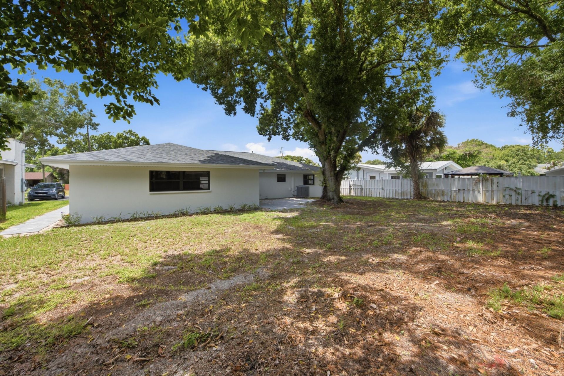 1124 Club Drive, Fort Pierce, FL 34982 Photo