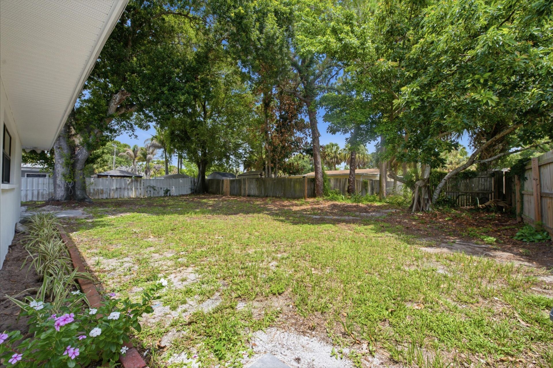 1124 Club Drive, Fort Pierce, FL 34982 Photo