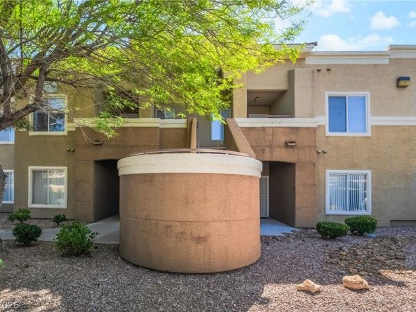 8070 W Russell Road , Unit 2024, Las Vegas, NV 89113