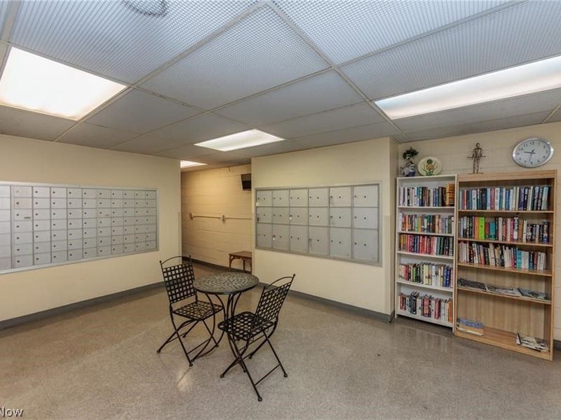 11850 Edgewater Drive, Unit 1007, Lakewood, OH 44107 Photo 27