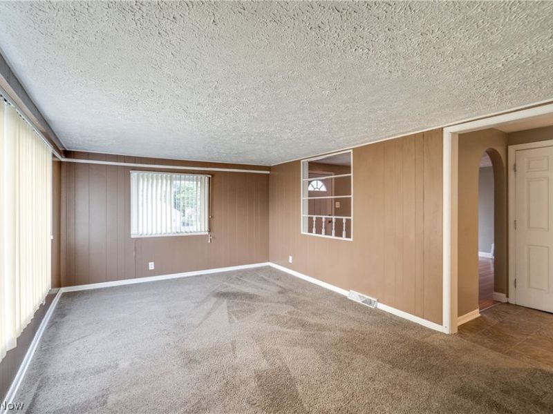 1231 Spangler Street NE, Canton, OH 44714 Photo 14