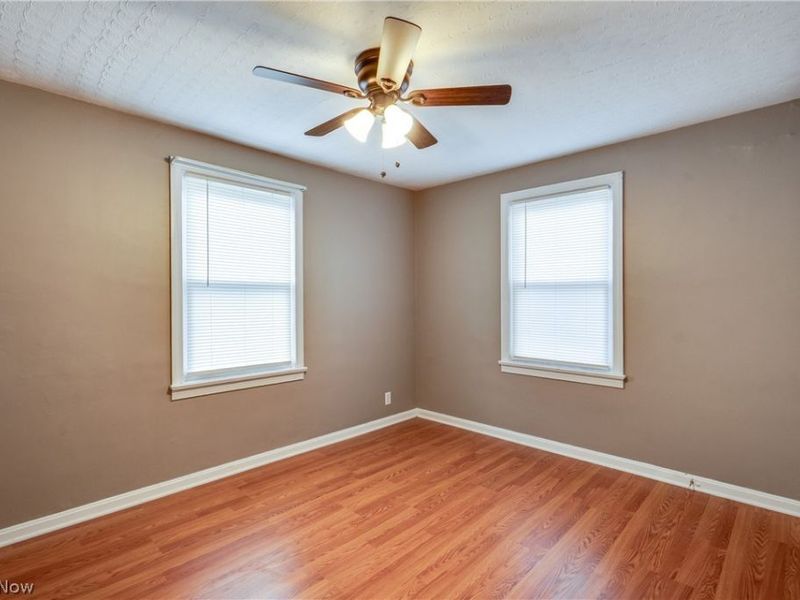 1231 Spangler Street NE, Canton, OH 44714 Photo 17