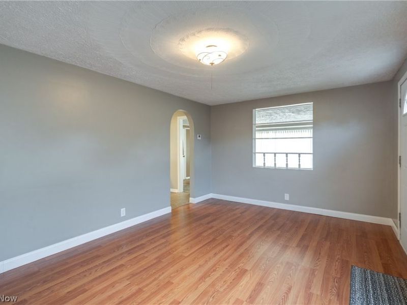 1231 Spangler Street NE, Canton, OH 44714 Photo 8