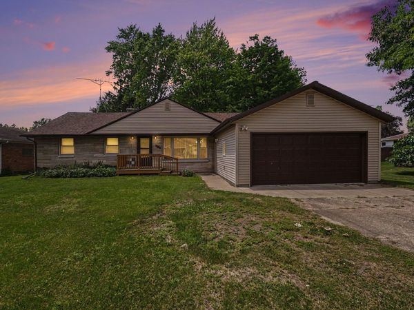 2176 Truman Drive, Benton Harbor, MI 49022