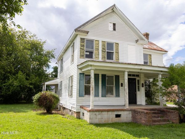 313 N Oakum Street , Edenton, NC 27932
