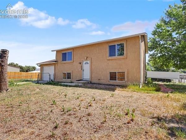 1049 Cambridge Avenue, Colorado Springs, CO 80906