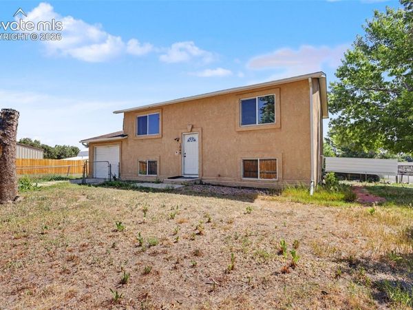 1049 Cambridge Avenue, Colorado Springs, CO 80906