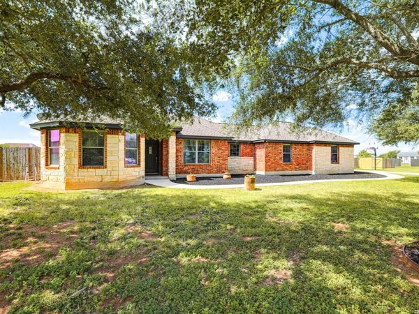 1860 County Road 6710, Lytle, TX 78052