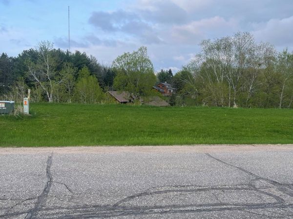 58 Buck Ridge Drive , Winona, MN 55987
