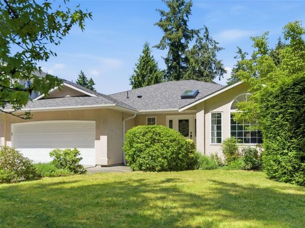 1608 Marina Way, Nanoose Bay, BC V9P 9B5