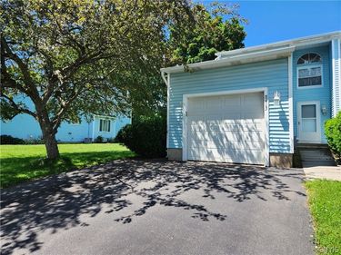8413 Fathom Drive, Baldwinsville, NY 13027