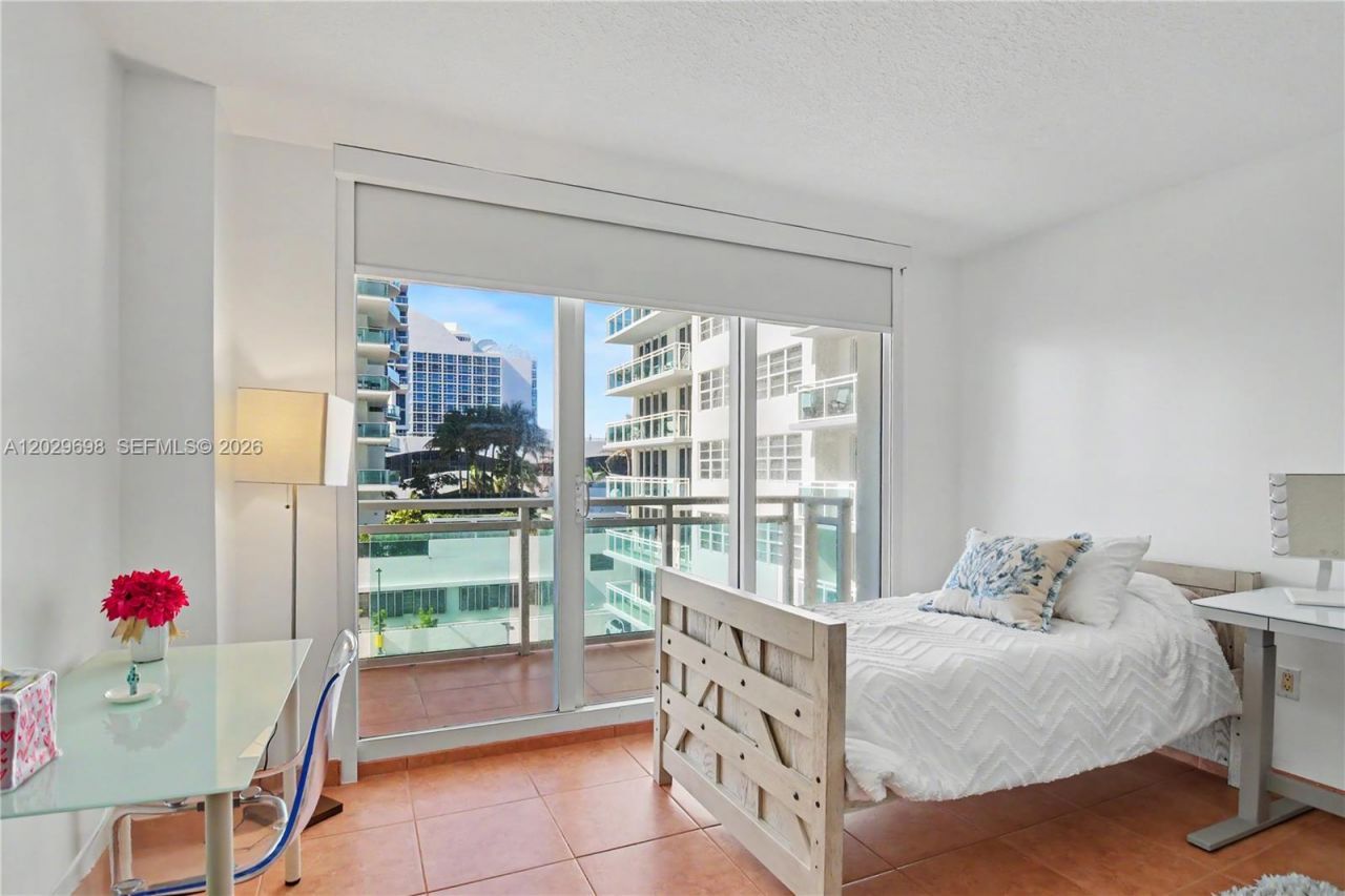 6917 Collins Ave , Unit 605, Miami Beach, FL 33141 Photo