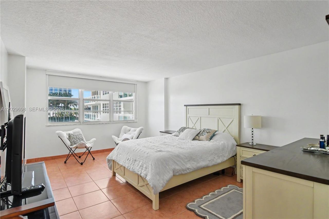 6917 Collins Ave , Unit 605, Miami Beach, FL 33141 Photo