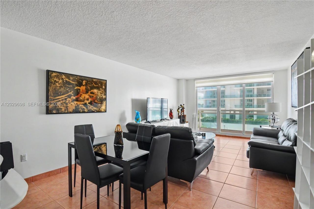 6917 Collins Ave , Unit 605, Miami Beach, FL 33141 Photo