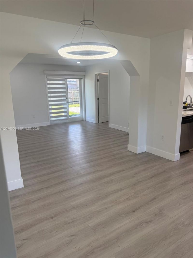 8720 NW 11th St, Pembroke Pines, FL 33024 Photo