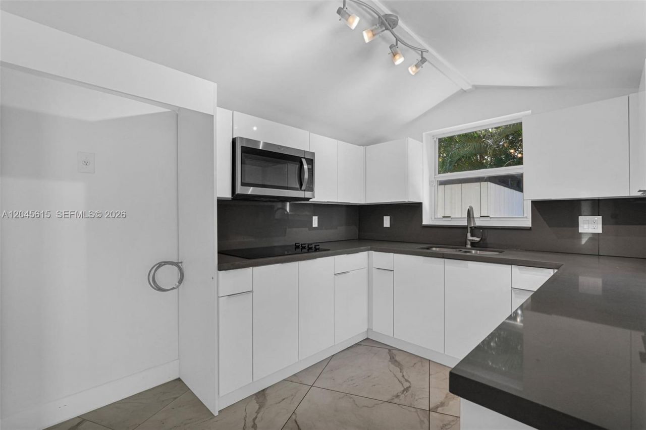 15 NE 95th Street , Miami Shores, FL 33138 Photo