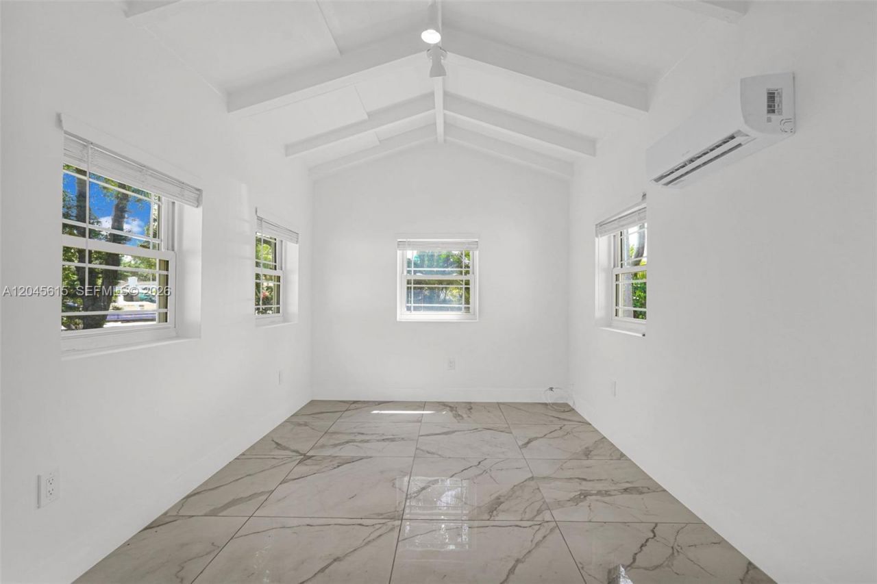 15 NE 95th Street , Miami Shores, FL 33138 Photo
