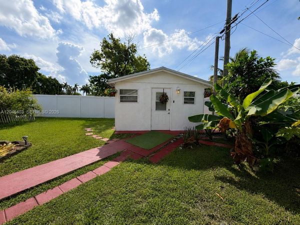 6118 Mayo St , Unit 3, Hollywood, FL 33023