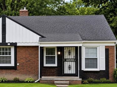 19724 Moross Road, Detroit, MI 48224