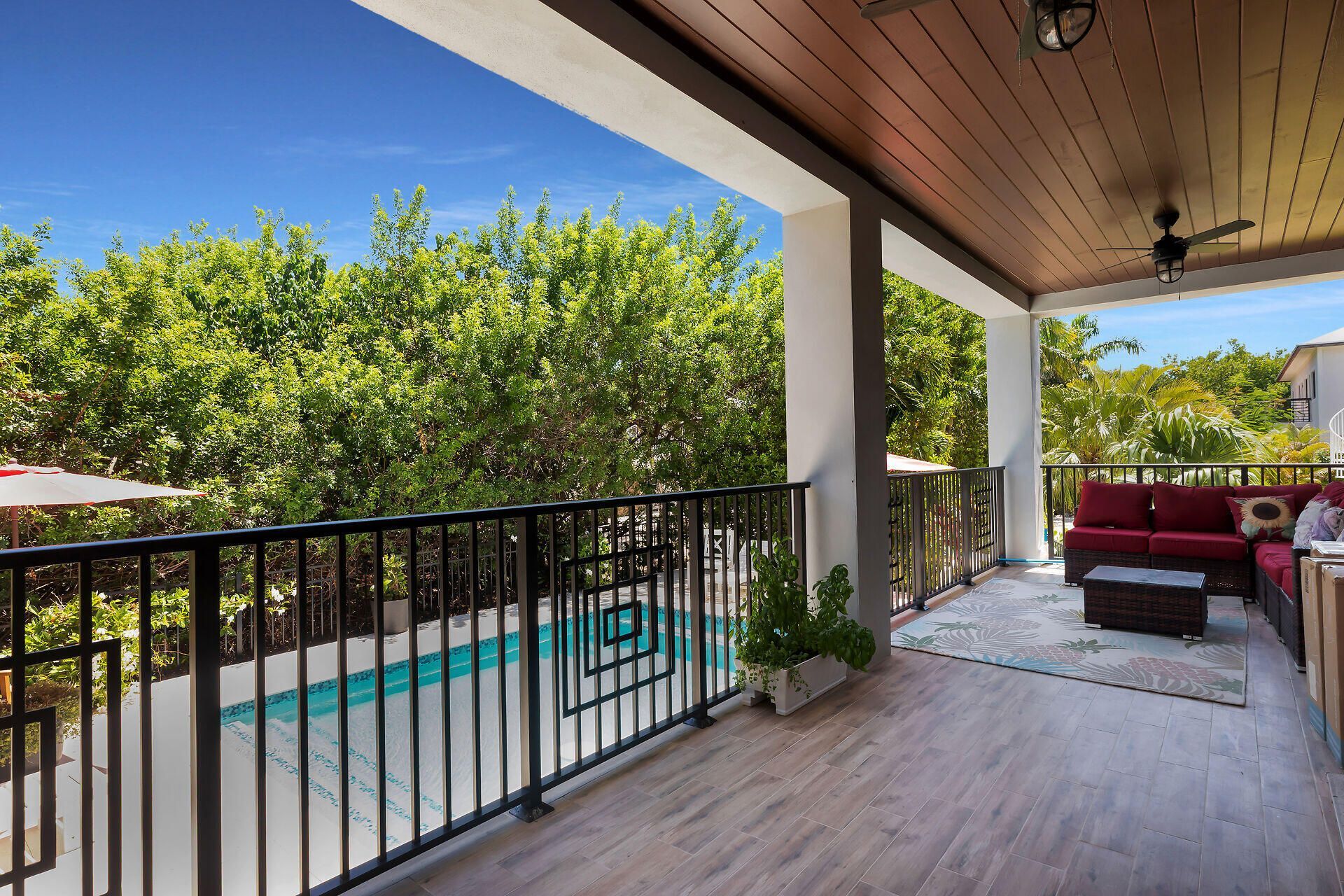 239 W Seaview Drive, Duck Key, FL 33050 Photo