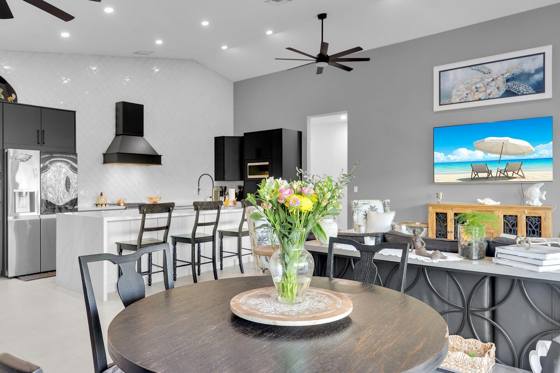239 W Seaview Drive, Duck Key, FL 33050 Photo