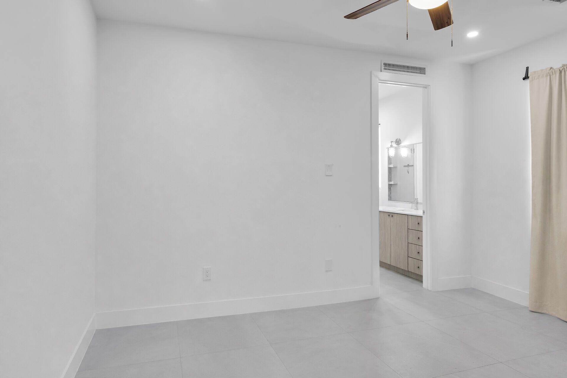 239 W Seaview Drive, Duck Key, FL 33050 Photo