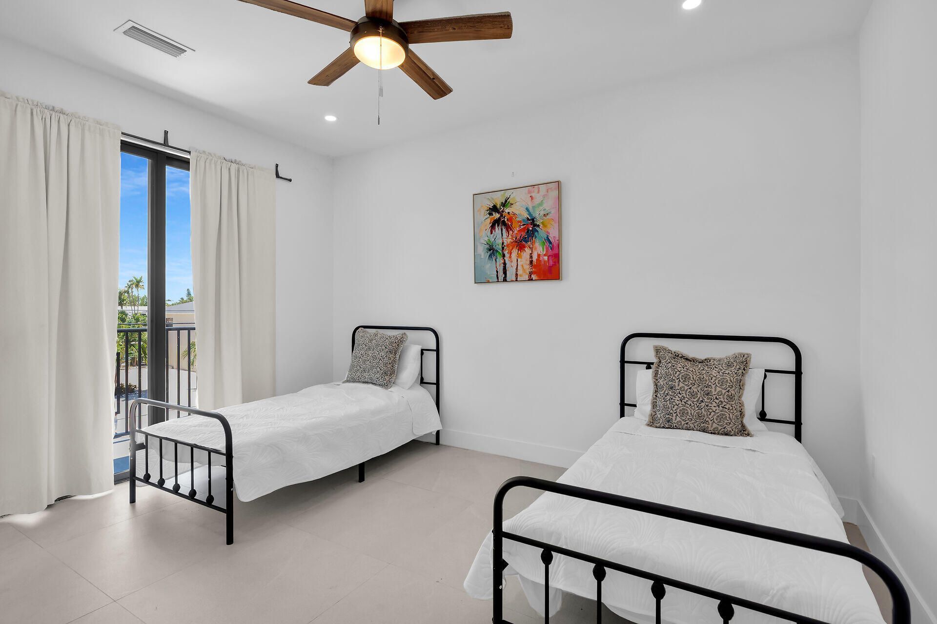239 W Seaview Drive, Duck Key, FL 33050 Photo