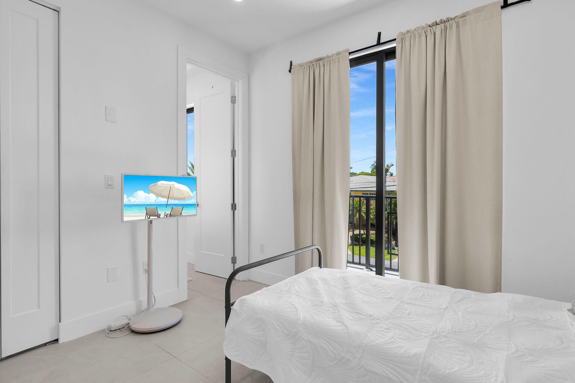 239 W Seaview Drive, Duck Key, FL 33050 Photo