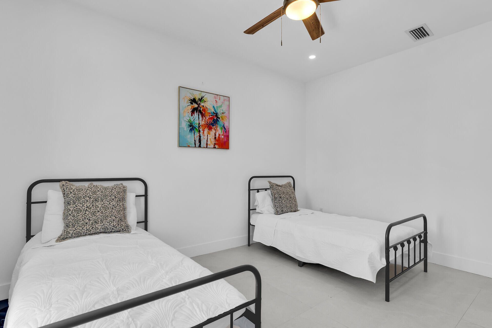 239 W Seaview Drive, Duck Key, FL 33050 Photo