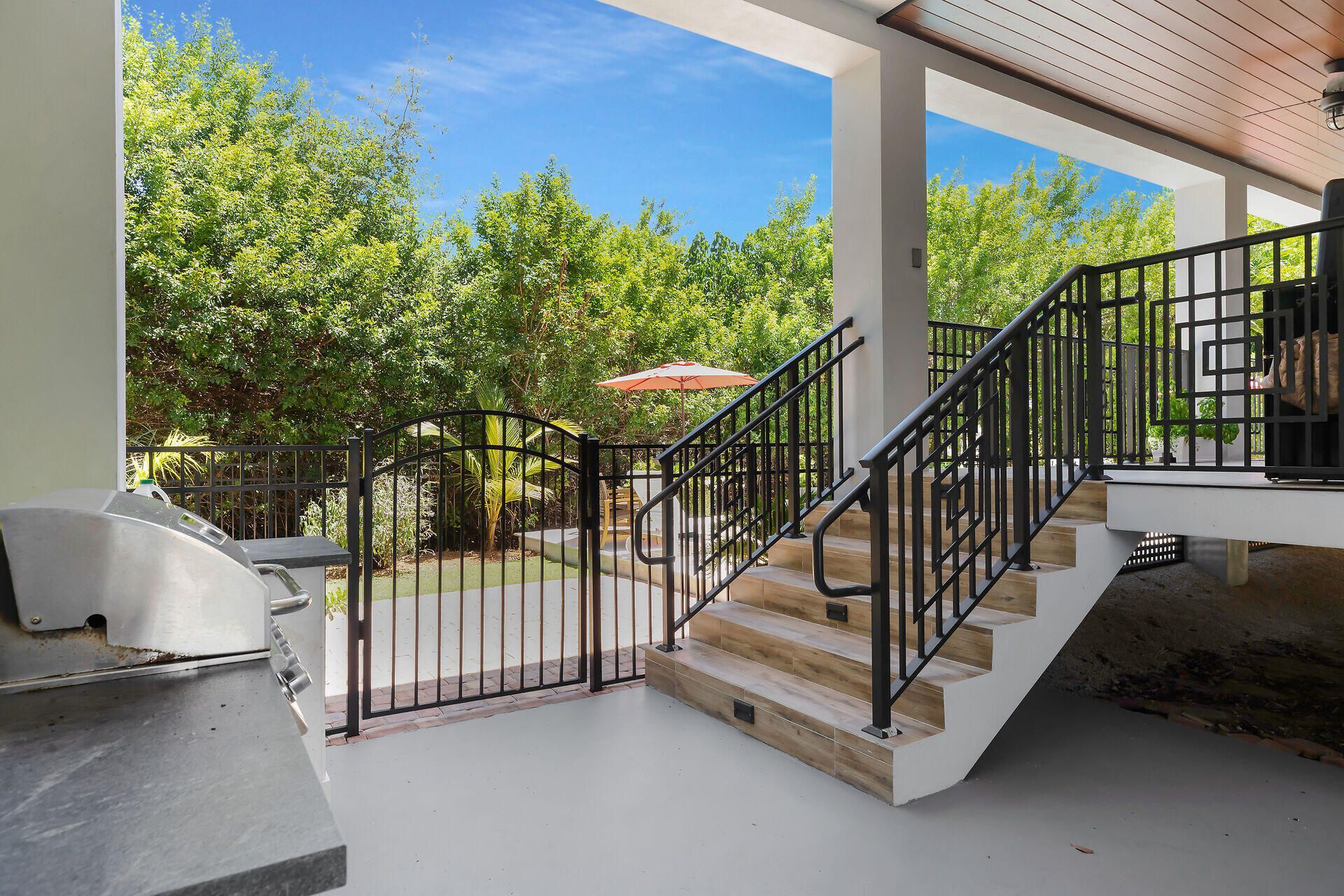239 W Seaview Drive, Duck Key, FL 33050 Photo