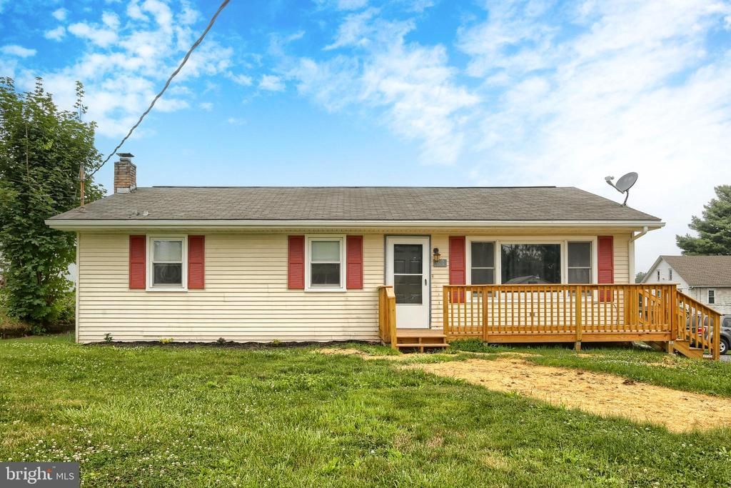 102 5TH STREET , MILLERSBURG, PA 17061