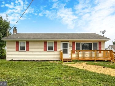 102 5TH STREET, MILLERSBURG, PA 17061