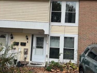 825 SUMMIT CHASE DRIVE, READING, PA 19611