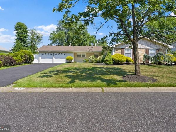22 TORRINGTON LANE, WILLINGBORO, NJ 08046