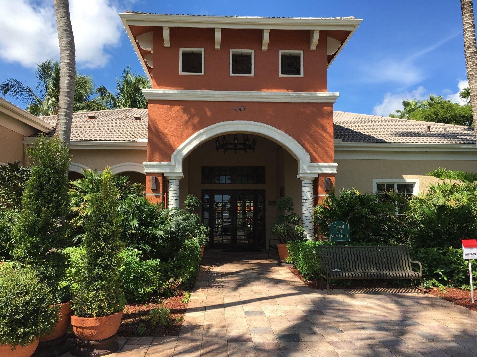 4177 N Haverhill Road, Unit 810, West Palm Beach, FL 33417 Photo