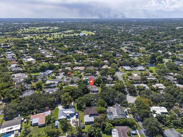 521 SW 59th Avenue, Plantation, FL 33317