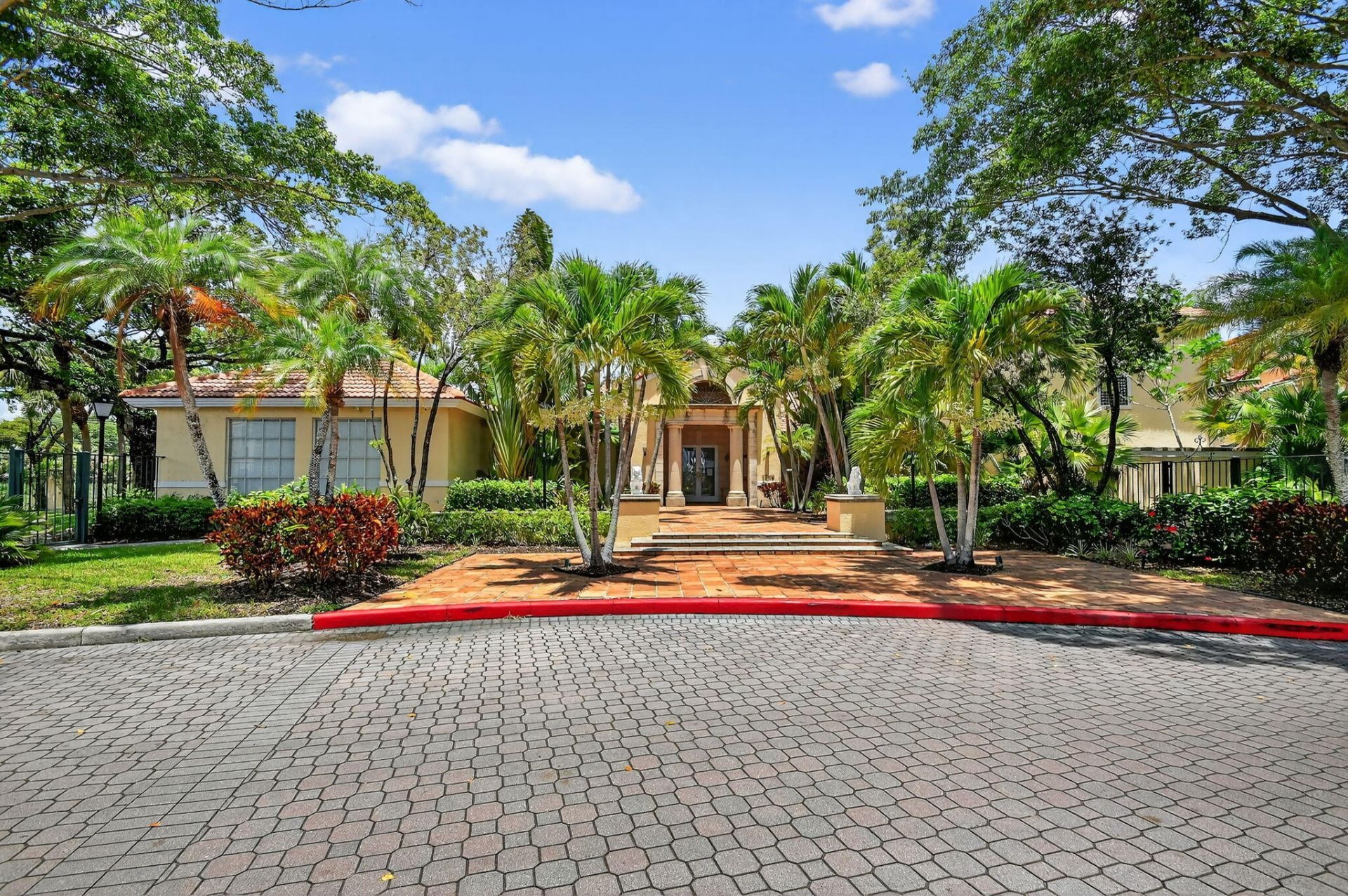 1733 Village Boulevard, Unit 105, West Palm Beach, FL 33409 Photo