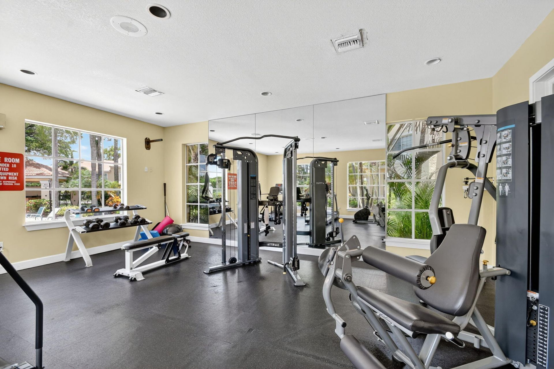 1733 Village Boulevard, Unit 105, West Palm Beach, FL 33409 Photo