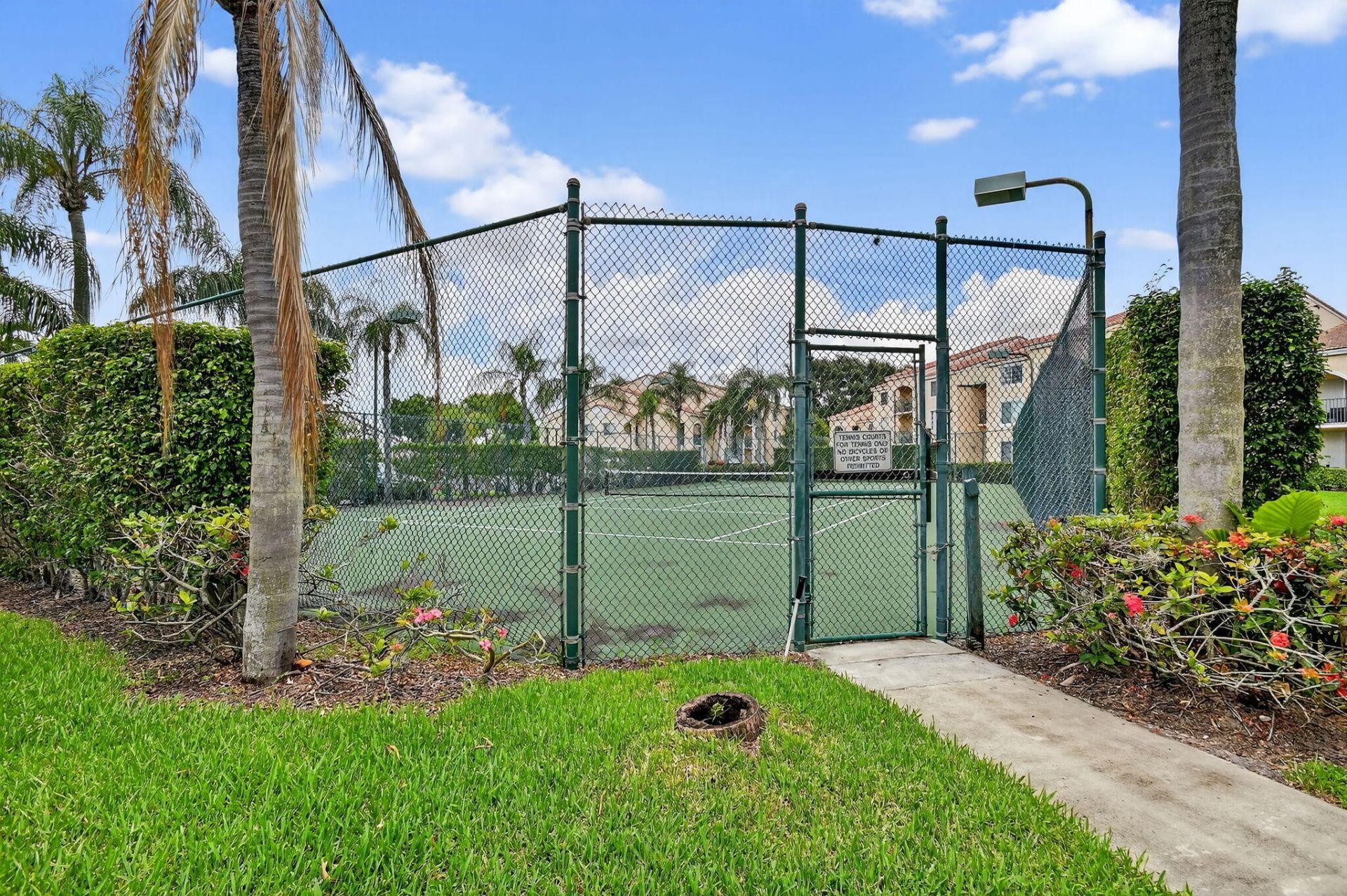 1733 Village Boulevard, Unit 105, West Palm Beach, FL 33409 Photo