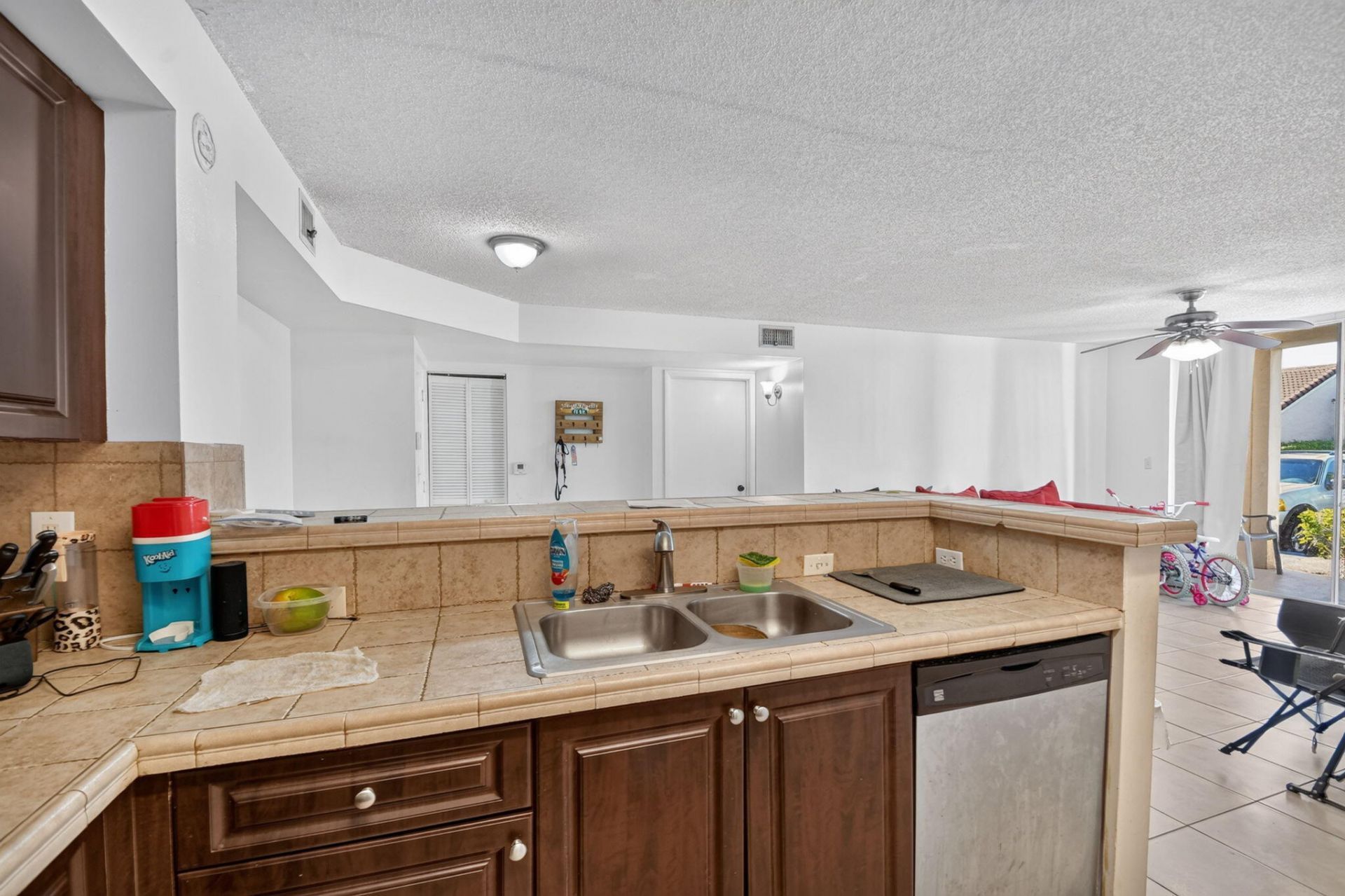 1733 Village Boulevard, Unit 105, West Palm Beach, FL 33409 Photo